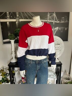 Forever 21 Red/White/Navy Colorblock Long Sleeve – Sporty Retro Style